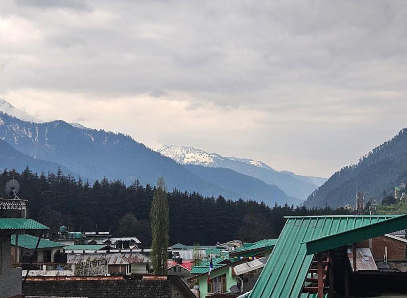 Hotel Premier Mall Road Manali Luaran gambar