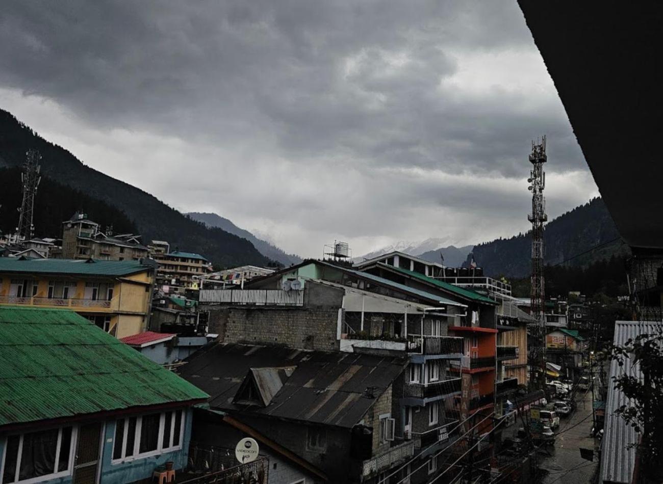 Hotel Premier Mall Road Manali Luaran gambar